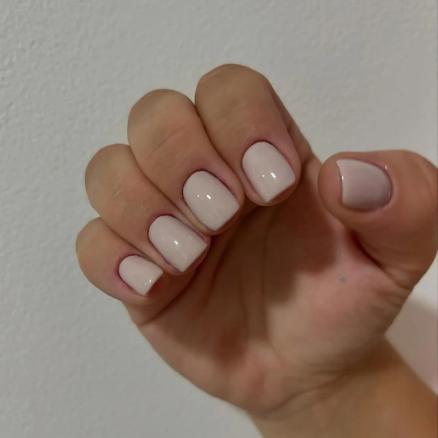 Катя — маникюр и педикюр